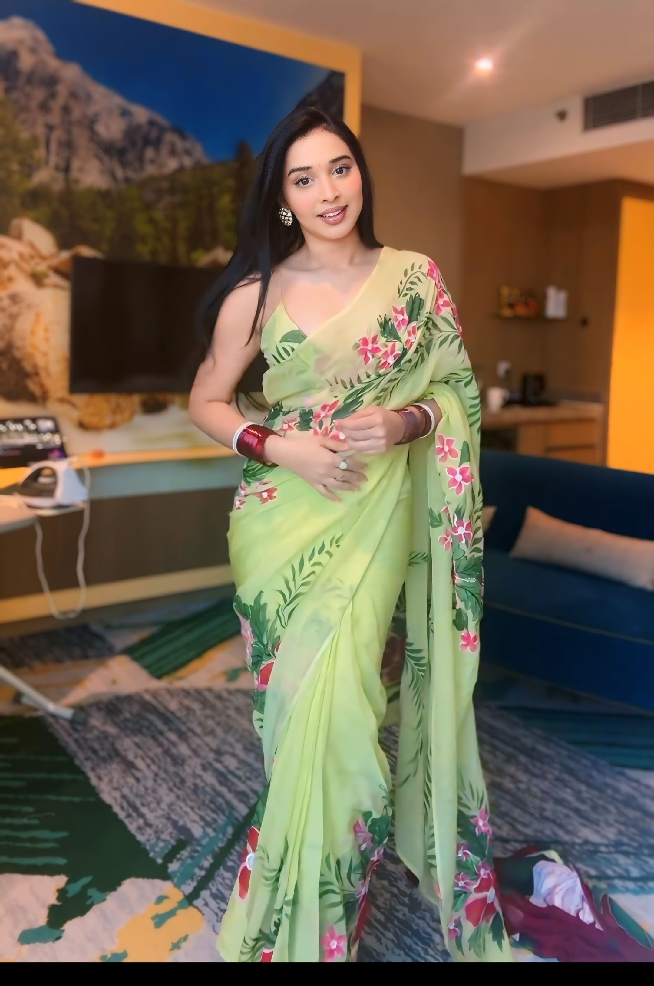 1-Minute Ready-To-Wear Pista Georgette Saree | Printed Design with Blouse Piece
