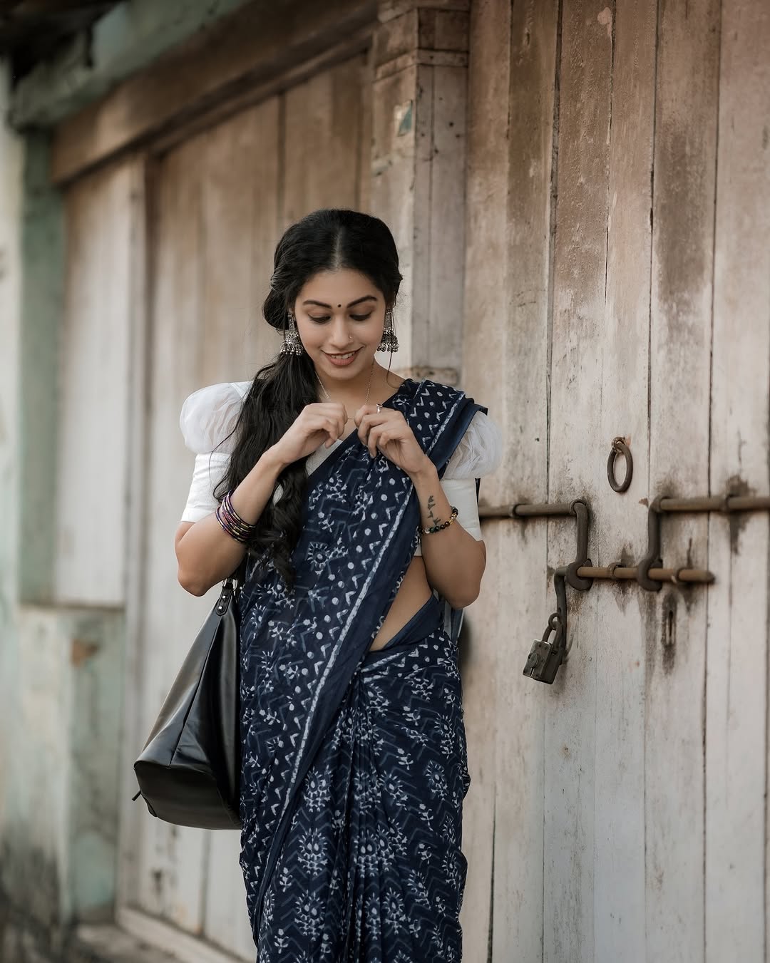 CLOVIRA Navy Blue Pure Soft Cotton Ready-to-Wear Saree