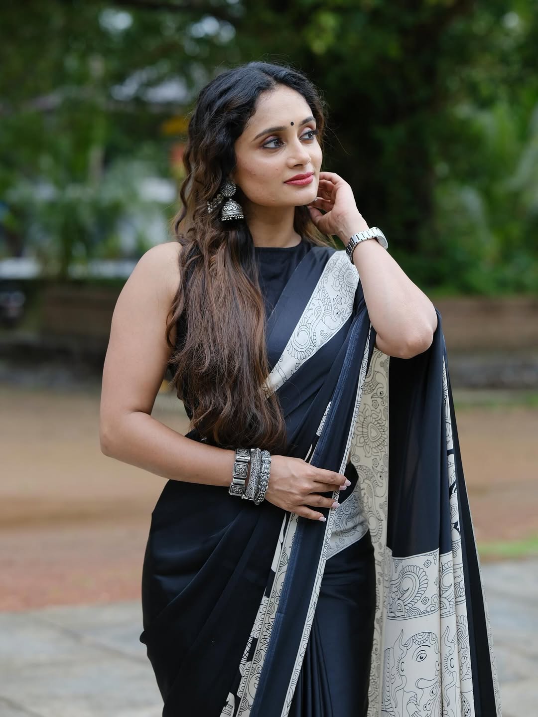 CLOVIRA Black Pure Soft Crepe Silk Ready-to-Wear Saree