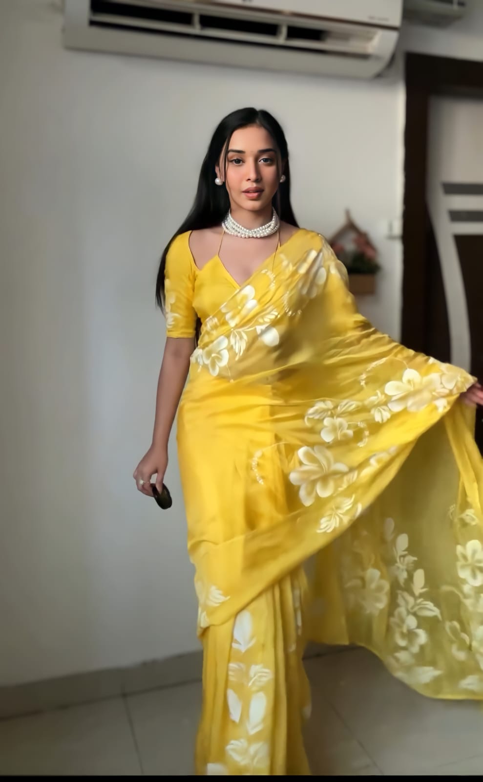 1-Minute Ready-To-Wear Yellow Georgette Saree | Printed Design with Blouse Piece
