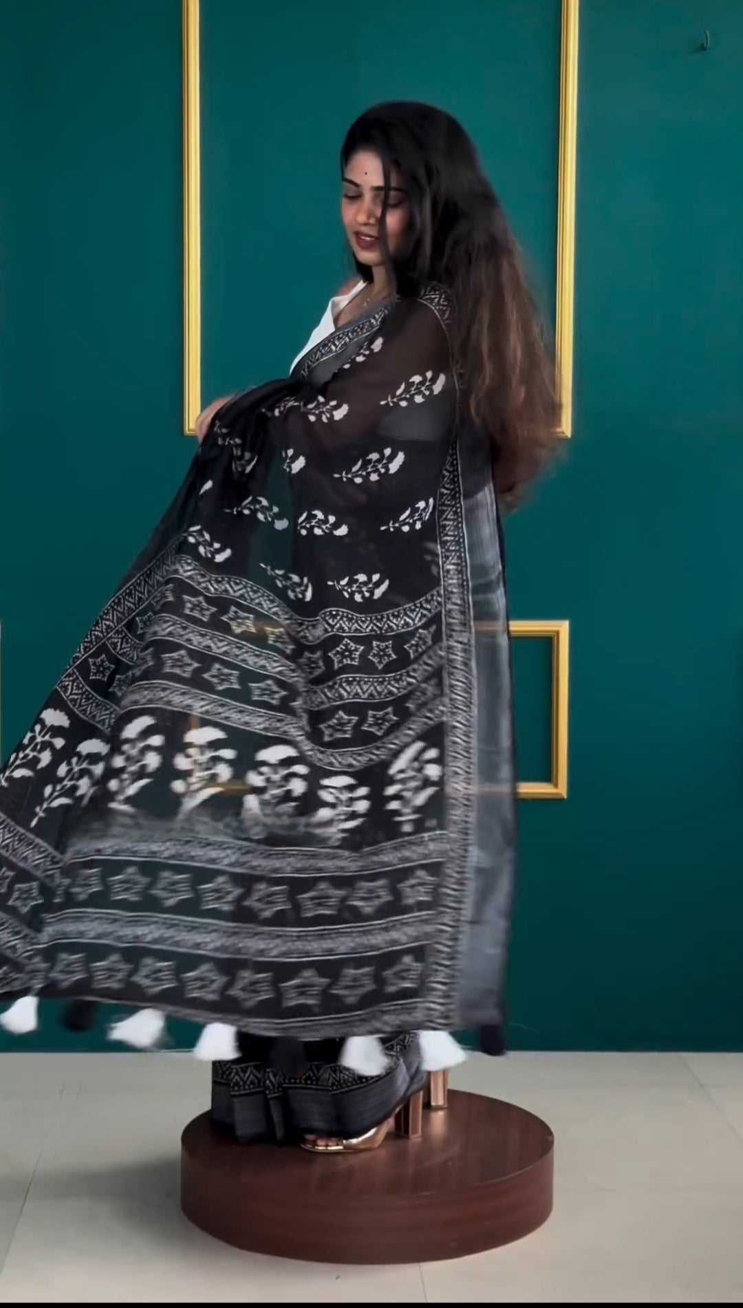 CLOVIRA Black Pure Soft Cotton Ready-to-Wear Saree