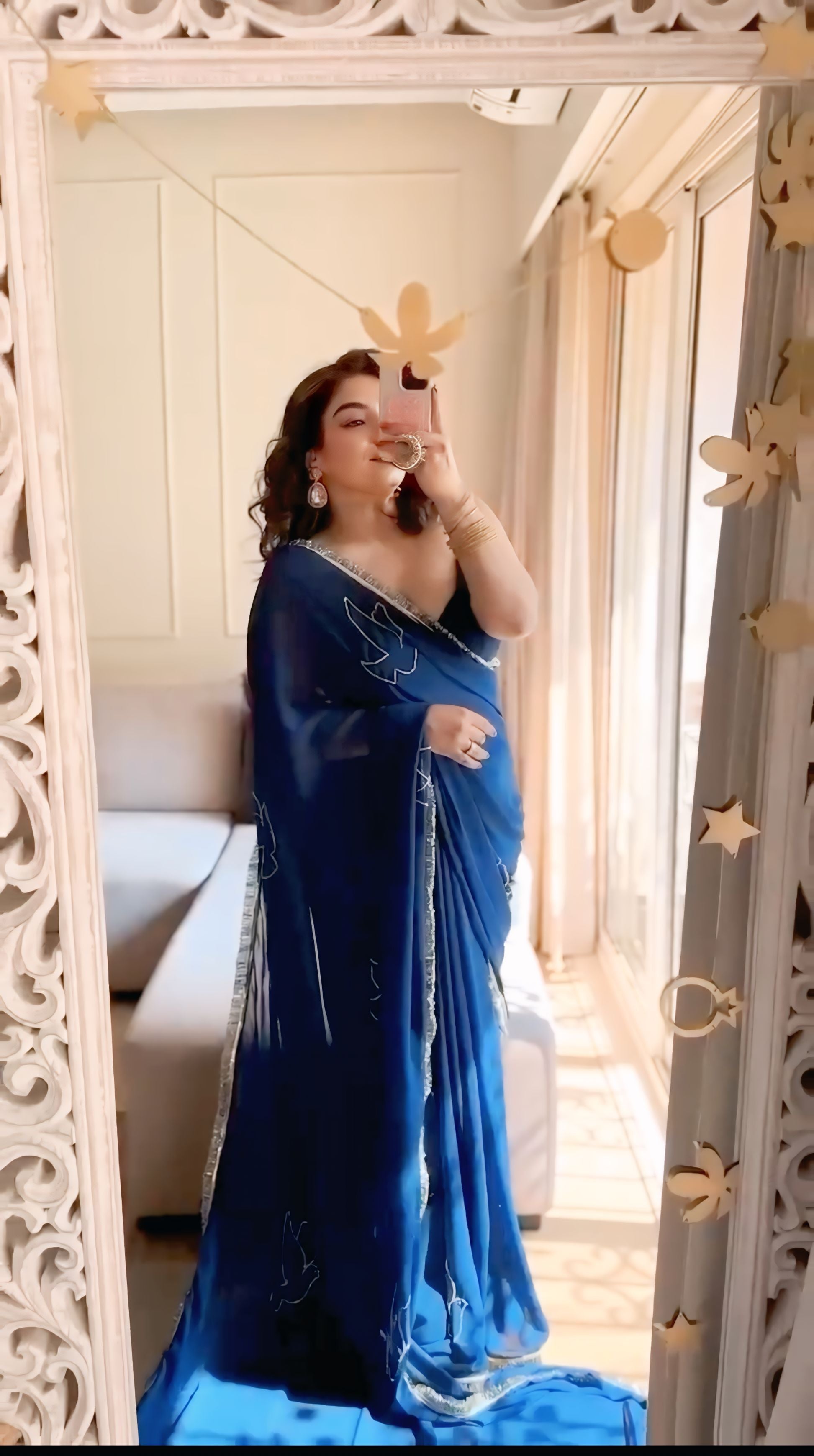 CLOVIRA Charming 1-Minute Ready-To-Wear Navy Blue Georgette Saree | Handwork & Lampi Lace Border with Stitched Blouse
