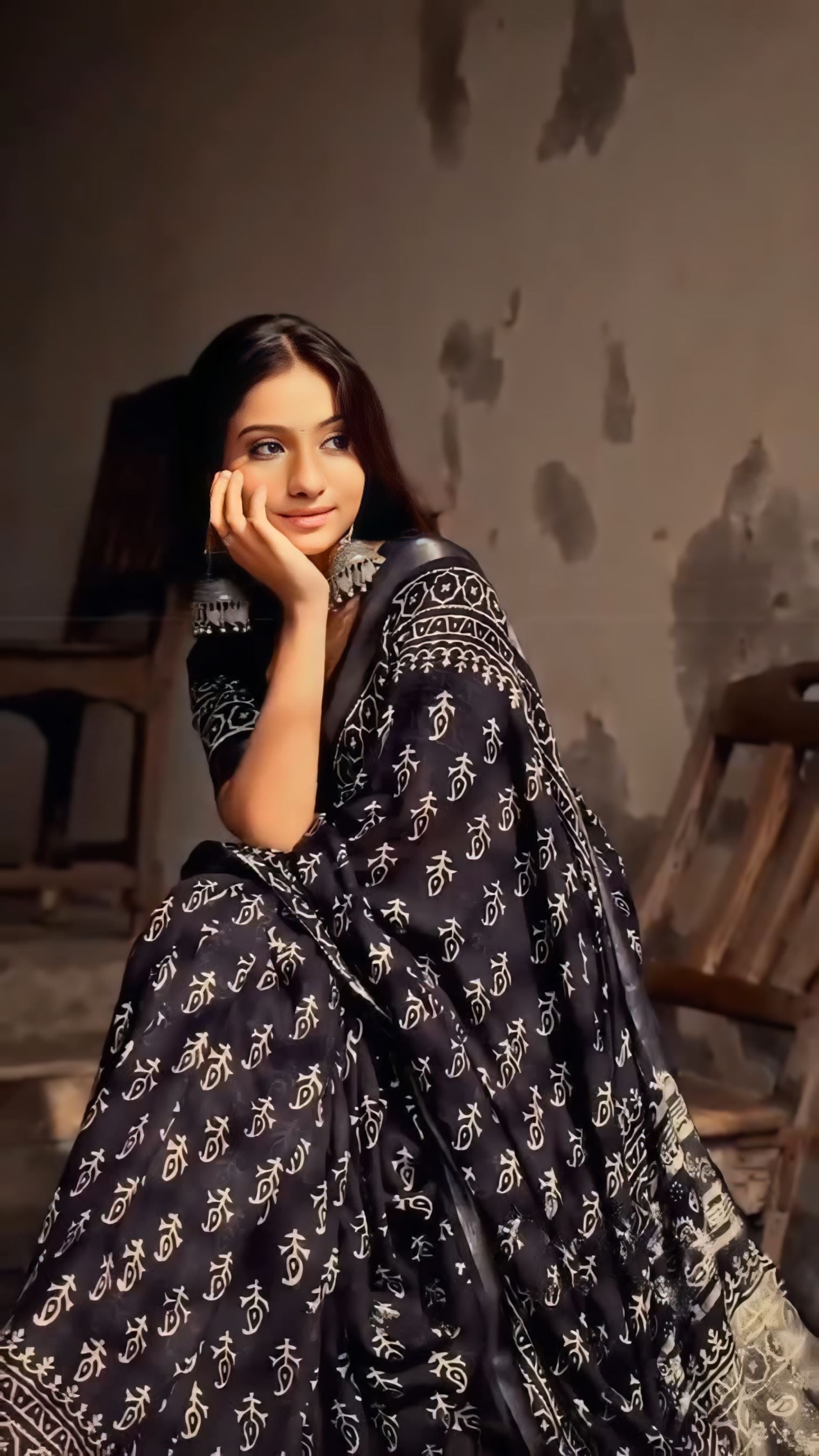 CLOVIRA Black Pure Soft Cotton Ready-to-Wear Saree