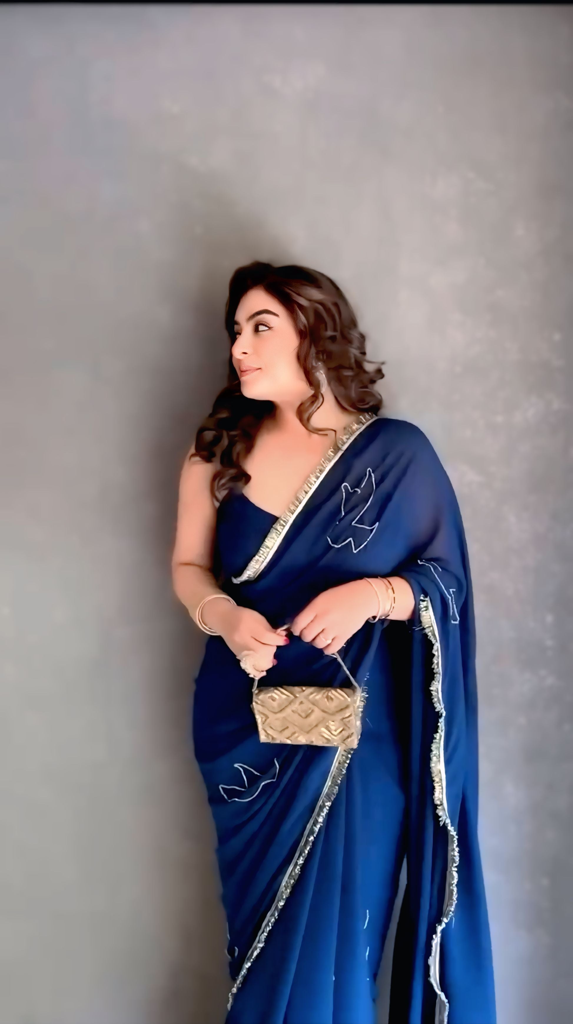 CLOVIRA Charming 1-Minute Ready-To-Wear Navy Blue Georgette Saree | Handwork & Lampi Lace Border with Stitched Blouse