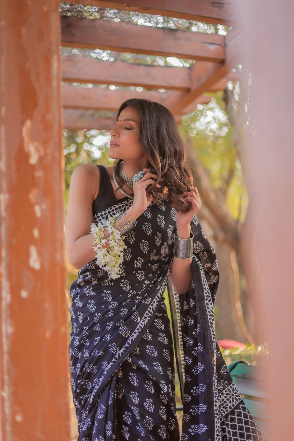 CLOVIRA Black Pure Soft Cotton Ready-to-Wear Saree