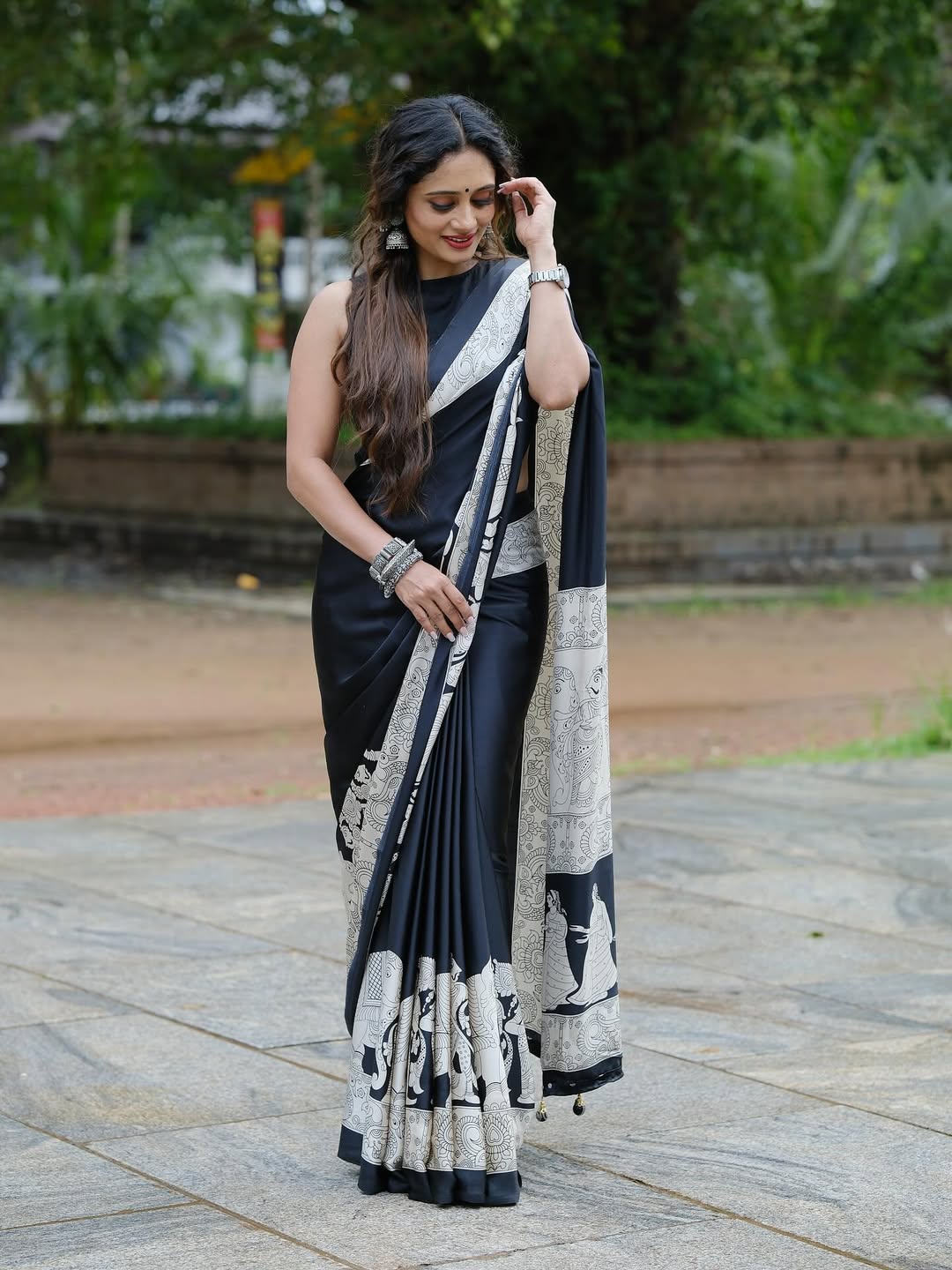 CLOVIRA Black Pure Soft Crepe Silk Ready-to-Wear Saree