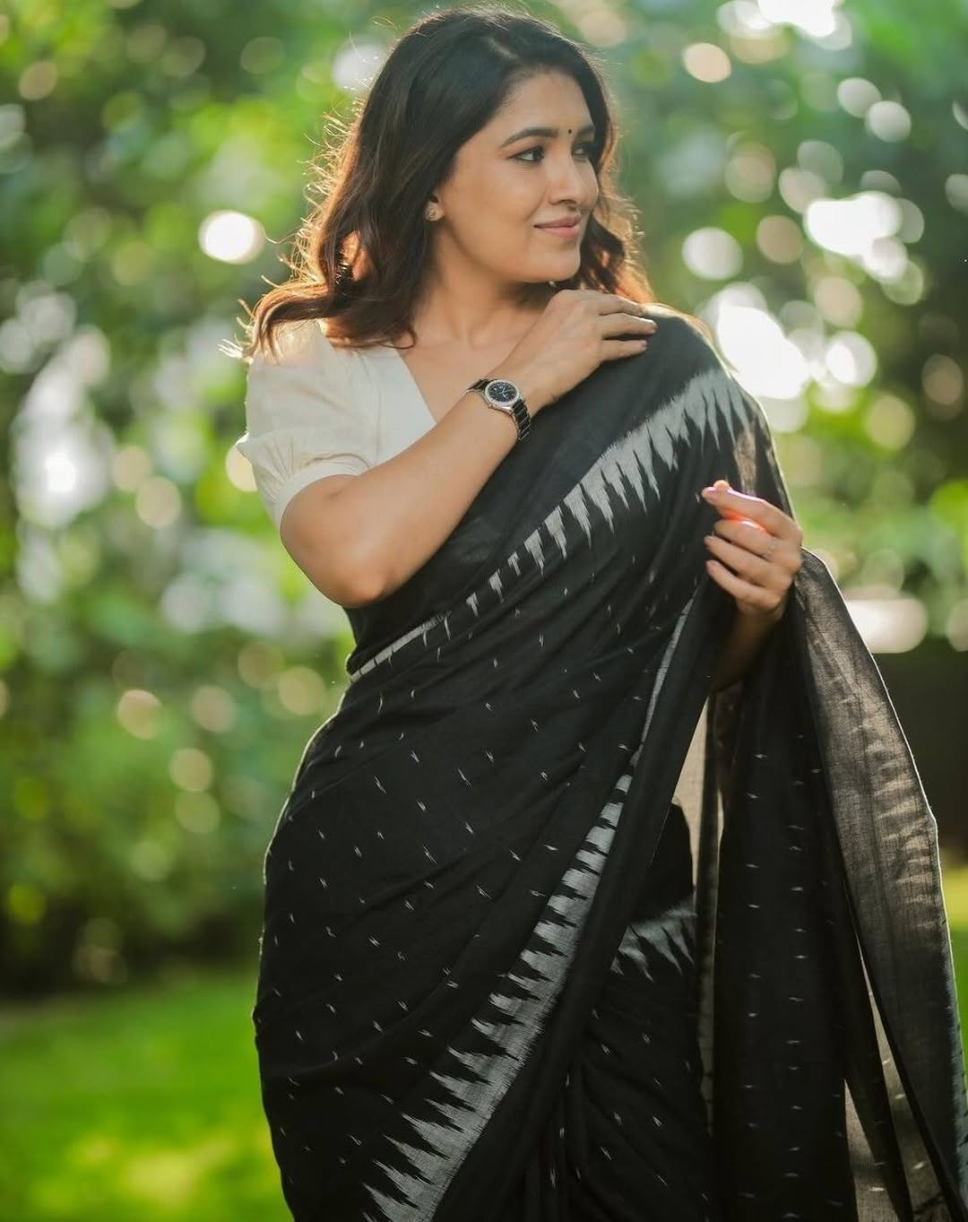 CLOVIRA Black Pure Soft Cotton Ready-to-Wear Saree