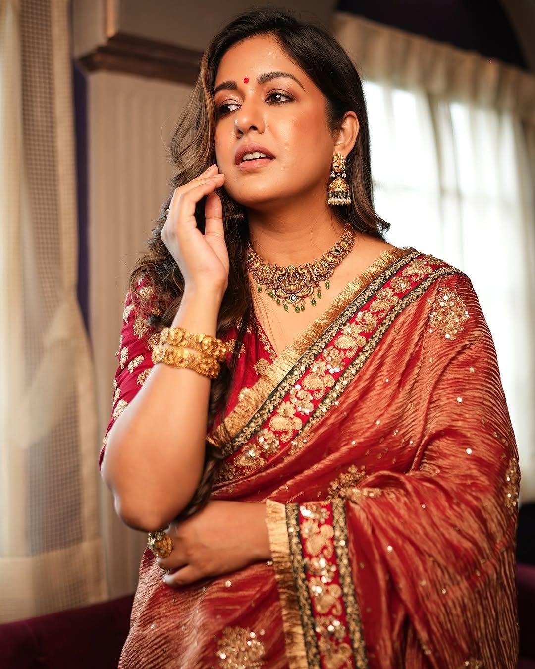 CLOVIRA Maroon Soft Crush Silk Saree