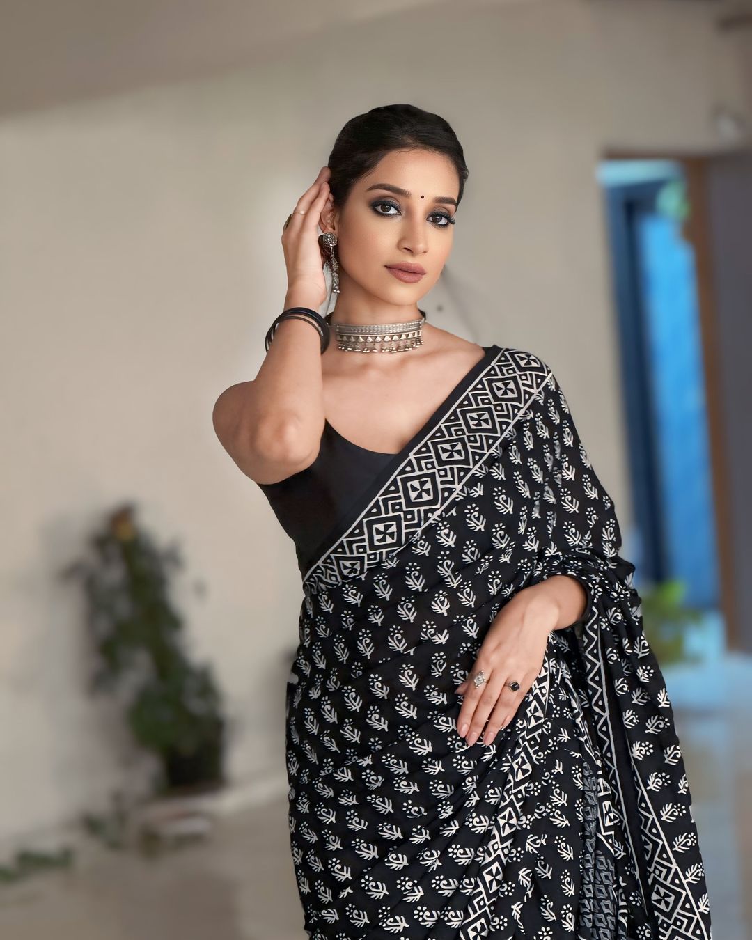 CLOVIRA Black Pure Soft Cotton Ready-to-Wear Saree