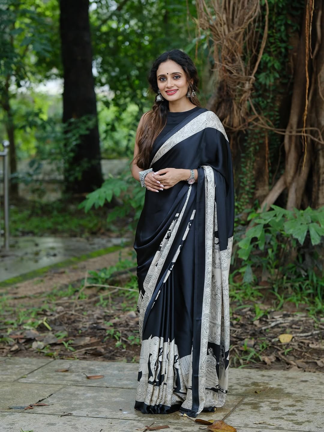 CLOVIRA Black Pure Soft Crepe Silk Ready-to-Wear Saree