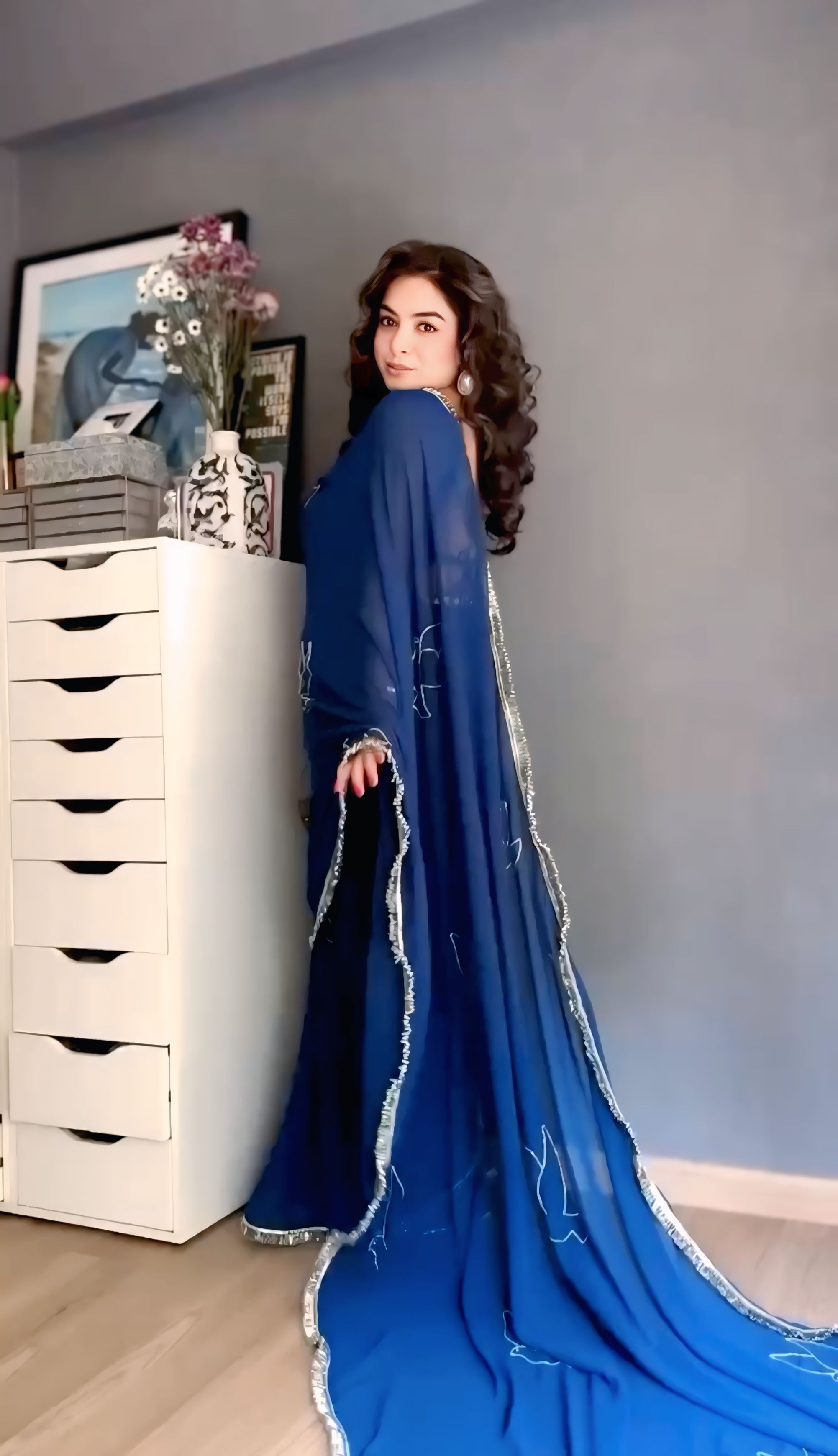 CLOVIRA Charming 1-Minute Ready-To-Wear Navy Blue Georgette Saree | Handwork & Lampi Lace Border with Stitched Blouse