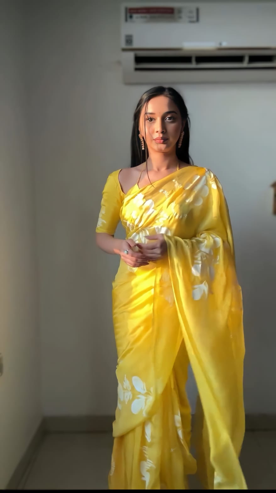 1-Minute Ready-To-Wear Yellow Georgette Saree | Printed Design with Blouse Piece