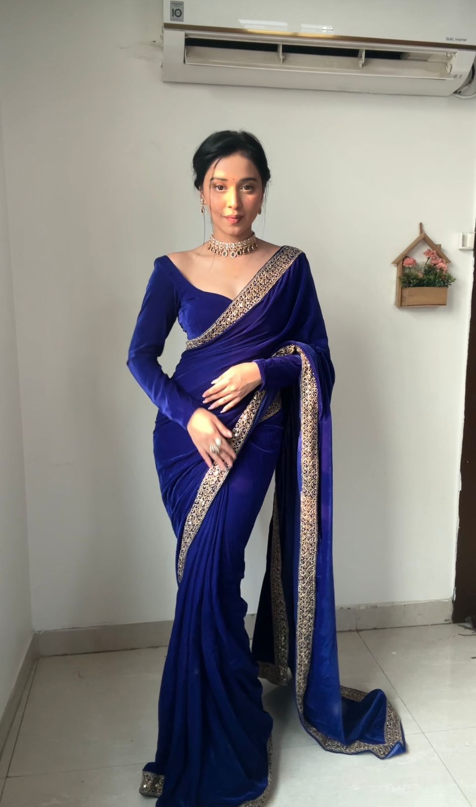 CLOVIRA Exquisite 1-Minute Ready-To-Wear Velvet Saree | Embroidery Lace Work with Blouse Piece