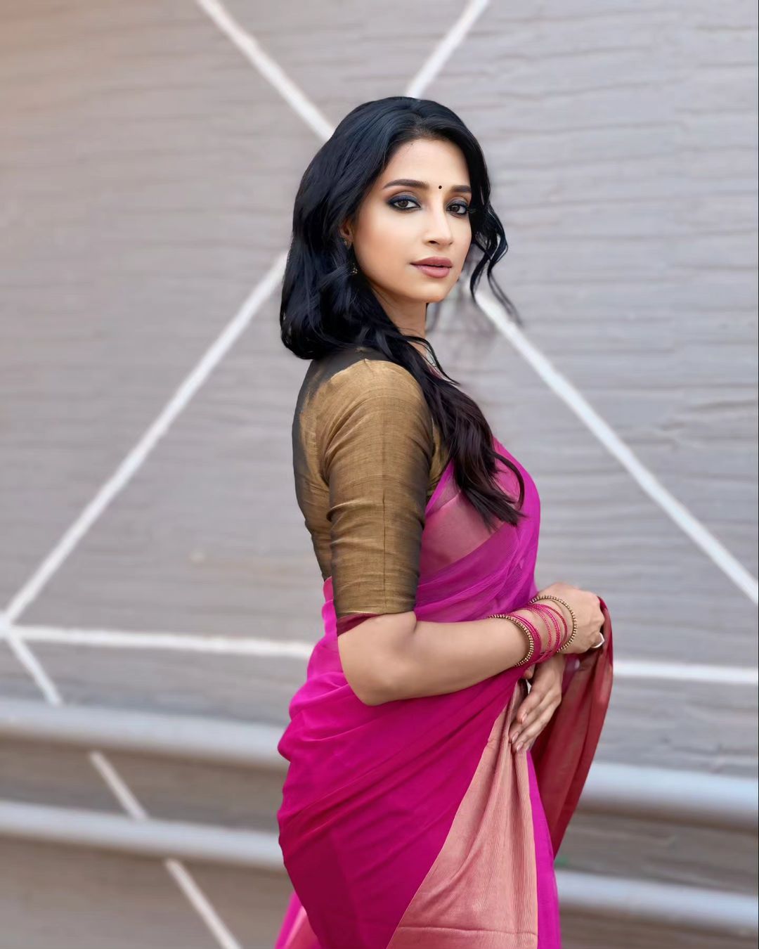 Magnificat 1-Minute Ready-To-Wear Chiffon Saree | Printed Design with Blouse Piece