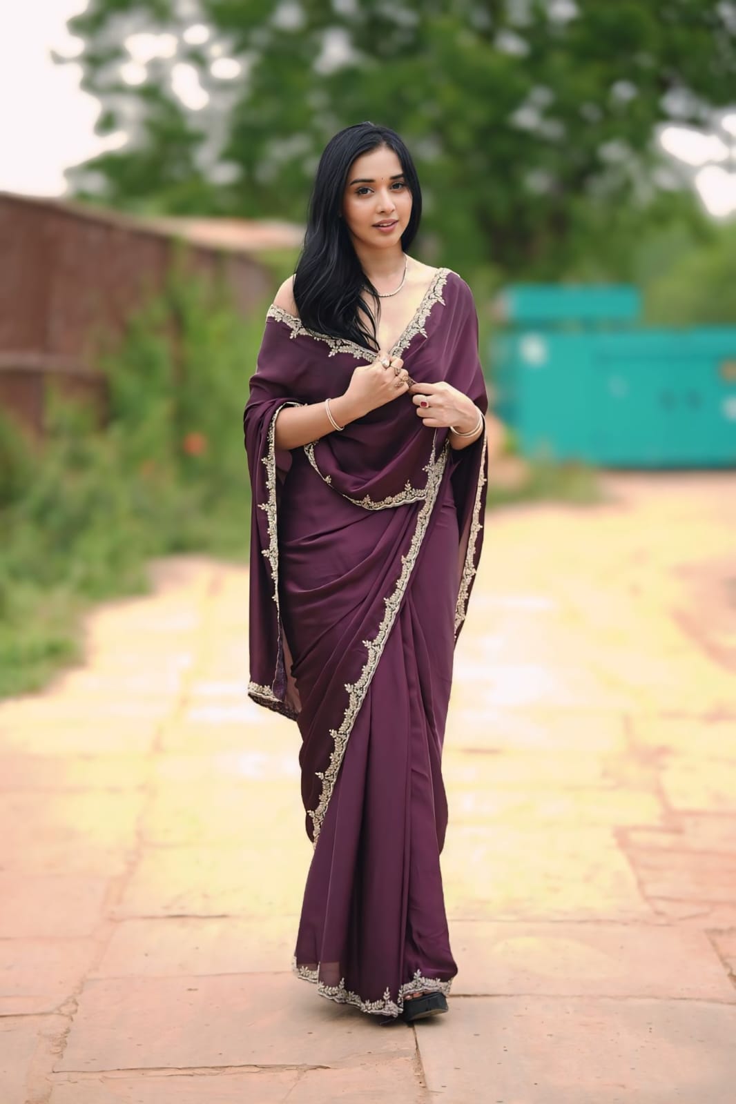CLOVIRA 1-Minute Ready-to-Wear Rangoli Silk Saree with Handwork Border & Stitched Blouse | Effortless Luxury Collection