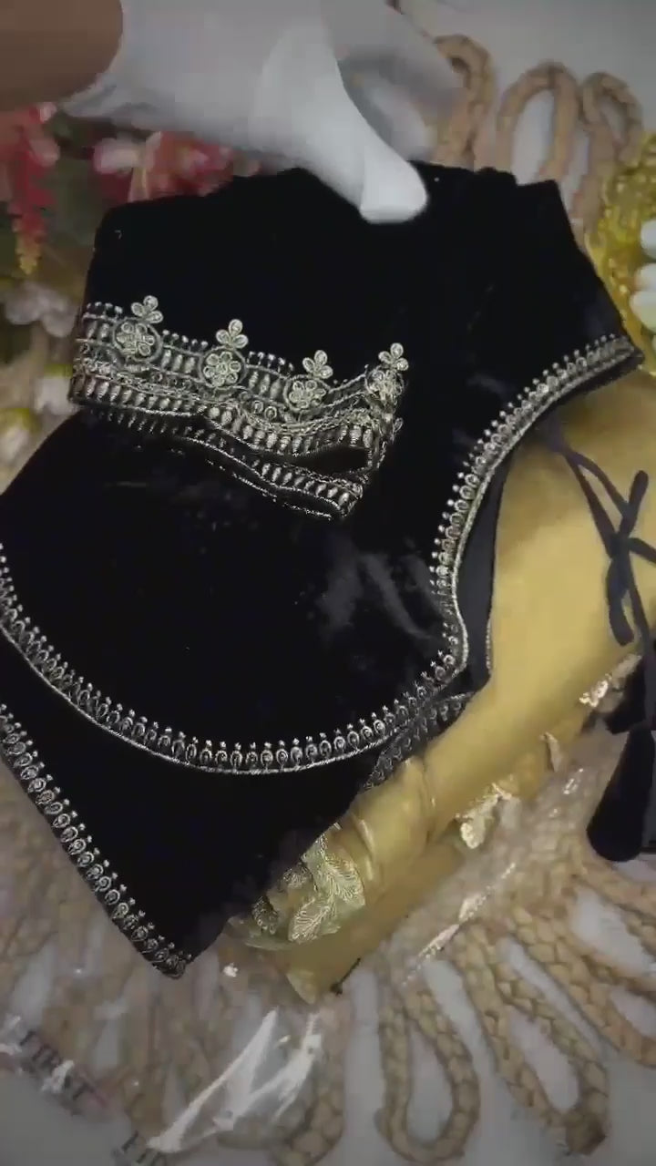 CLOVIRA Two Tone Fancy Silk Saree